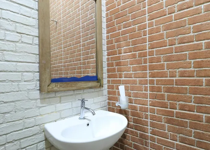 Ddeks Guest house 2*